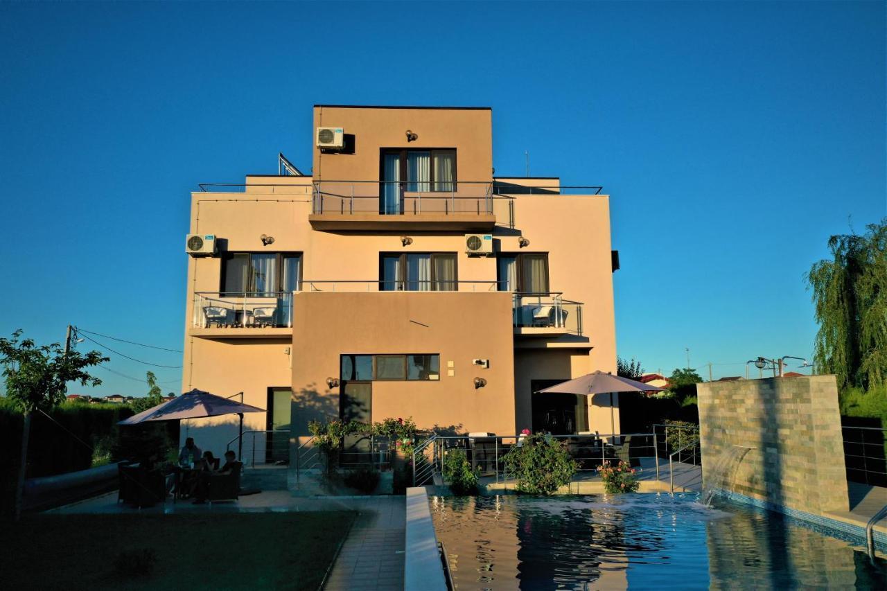 Indeep Club Hotell Cumpăna Exteriör bild