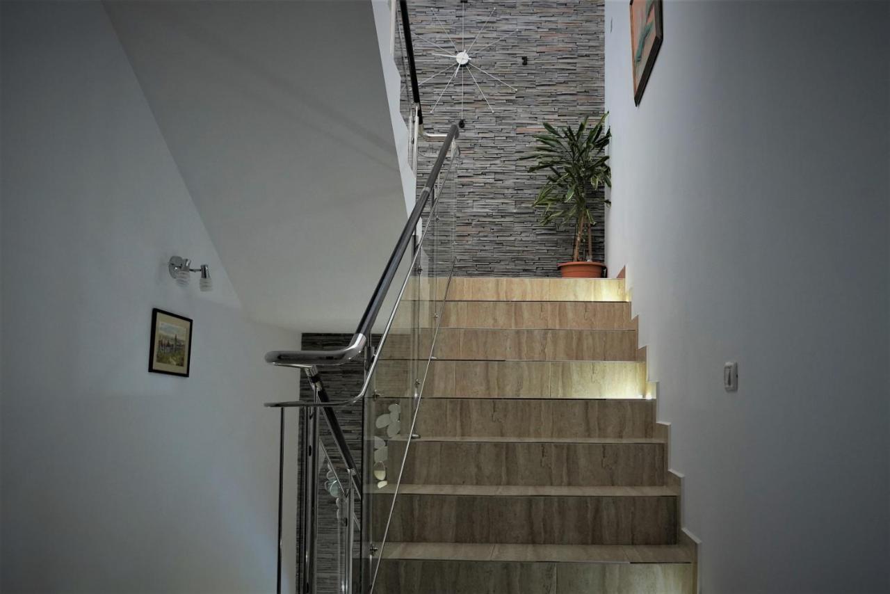 Indeep Club Hotell Cumpăna Exteriör bild