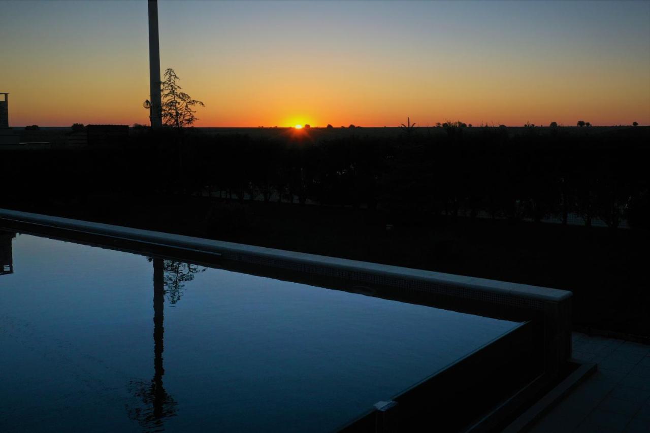 Indeep Club Hotell Cumpăna Exteriör bild