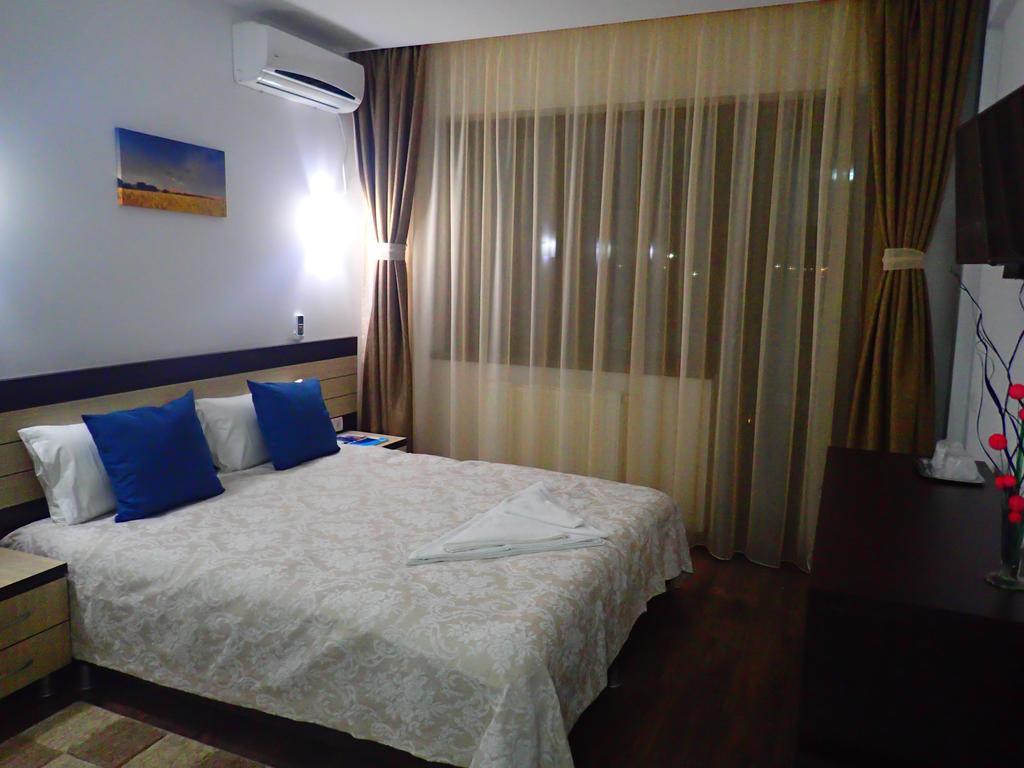 Indeep Club Hotell Cumpăna Exteriör bild