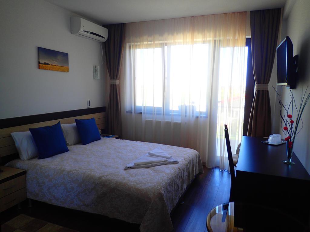 Indeep Club Hotell Cumpăna Exteriör bild